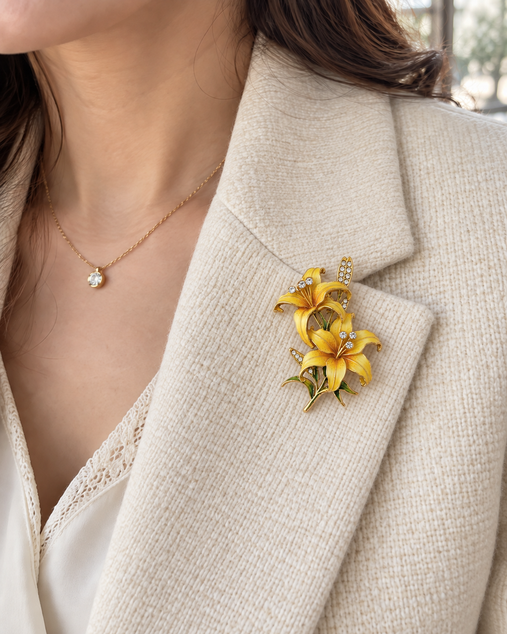 BOZHI Lilja, färg Gul, brosch på kläder variant:yellow